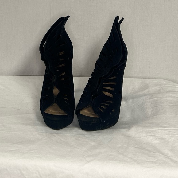 Apt. 9 Black Strappy Heels - Picture 3 of 4